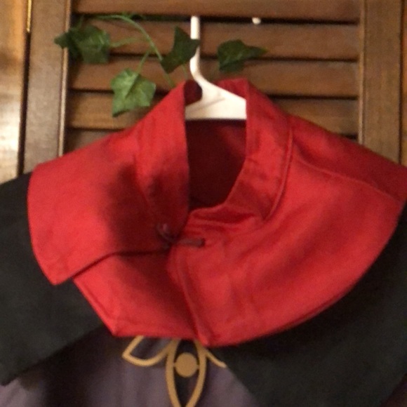 This is a Hu tao cosplay from Genshin impact - Picture 5 of 5